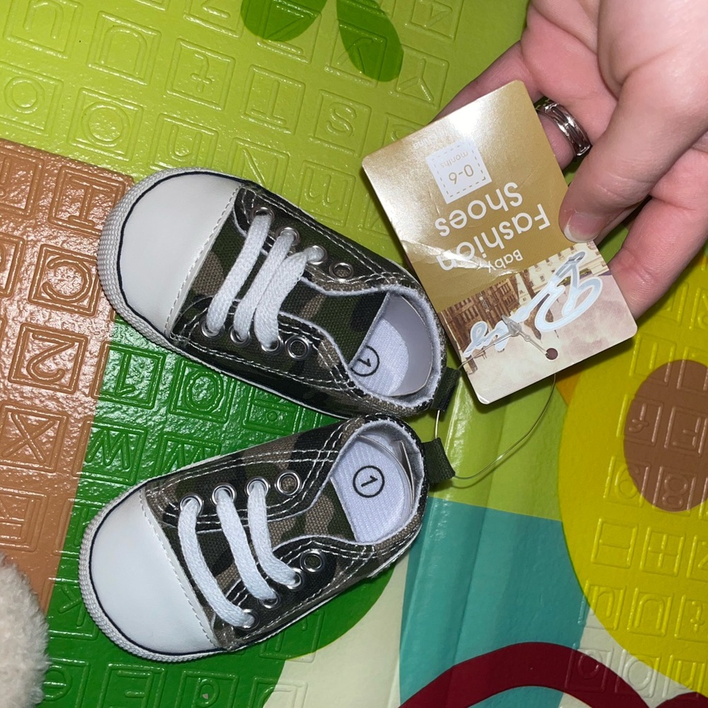 Baby converse